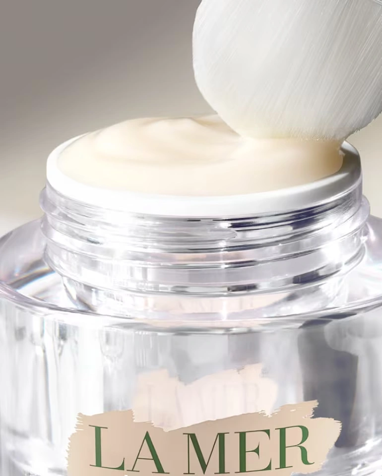 The Neck and D√©collet√© Concentrate